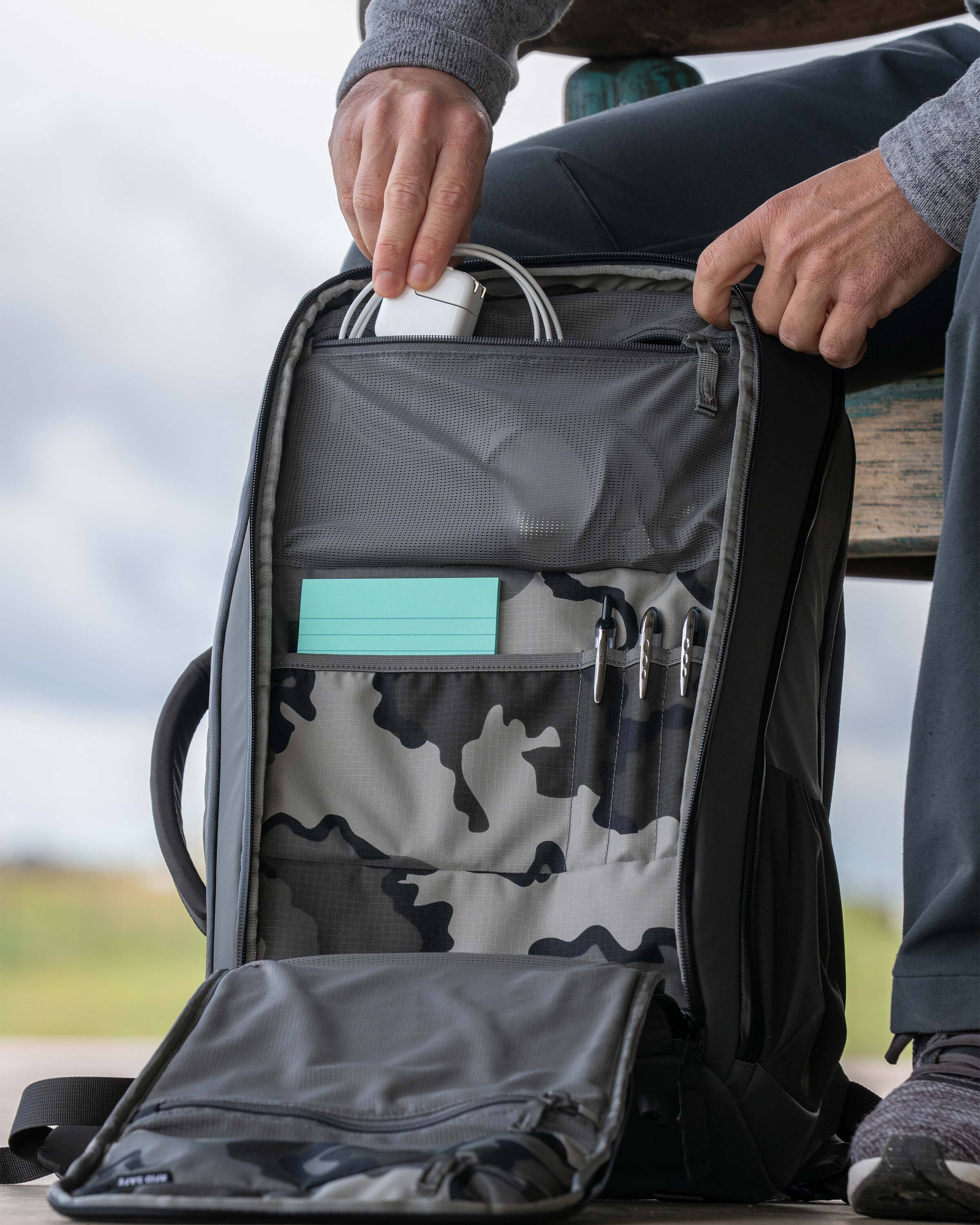 Waypoint Travel Backpack | Gunmetal - Image 12